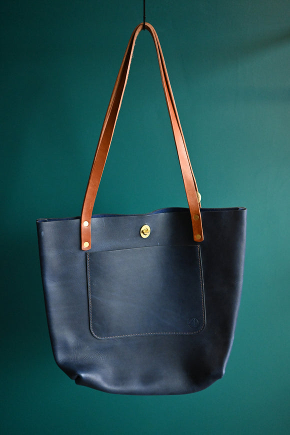 The Meadowsweet Tote - Navy