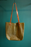 The Meadowsweet Tote - Olive